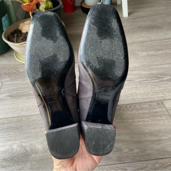 ROGER VIVIER Polly Suede Buckle Knee Boot In Grey - Picture 10 of 15